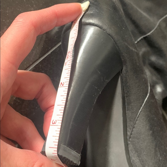 Black Knee-High Leather Boots - Picture 14 of 15